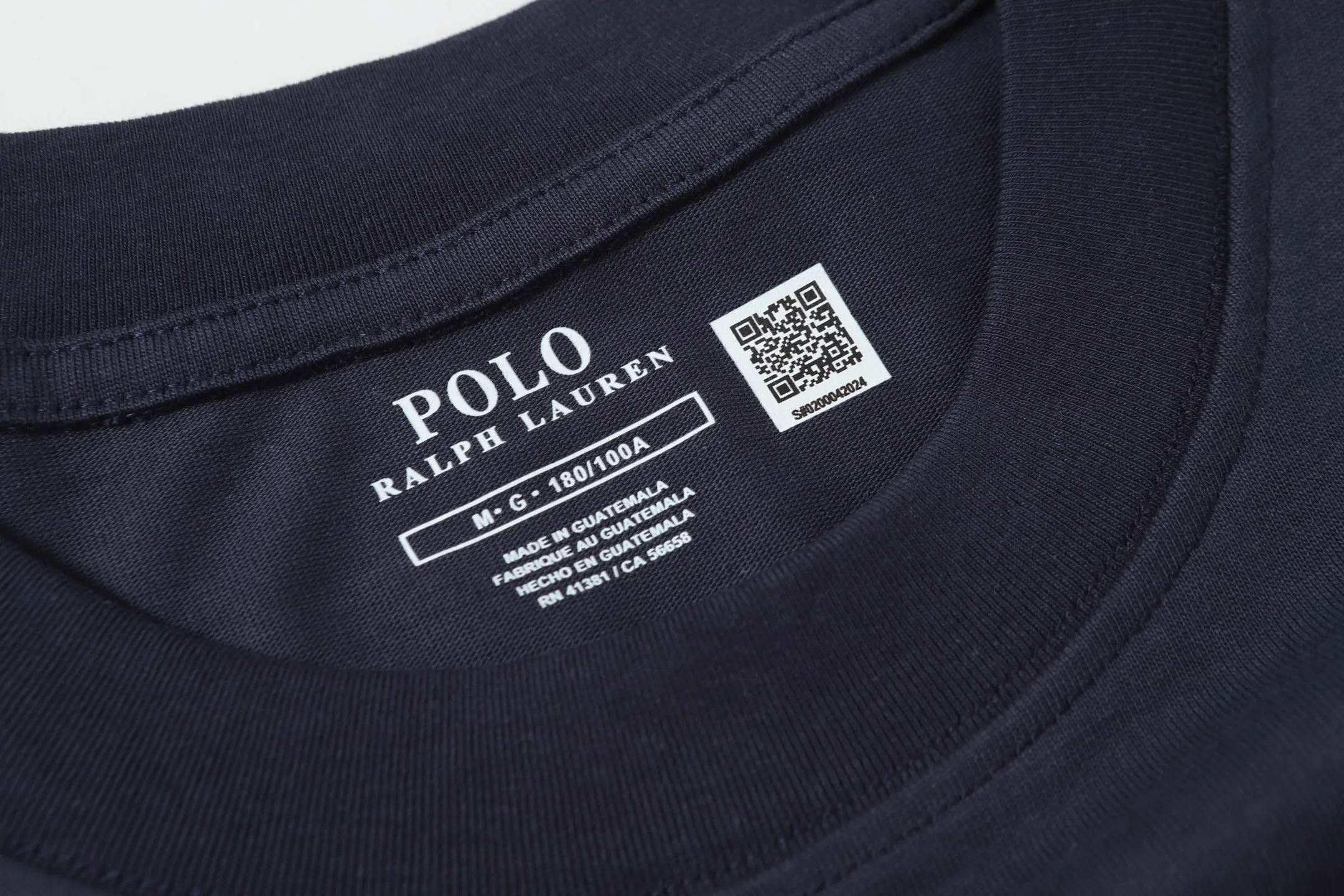 P130 Style number: A001 [Ralph Lauren classic embroidered round neck basic short sleeves] ✅270g double yarn fabric, custom woven and dyed threads ✅Original stickers Scan the QR code to enter the official website ✅Large version, loose and stylish, can wear up to 200 pounds Color: black, white, navy blue, gray Size: S-XL